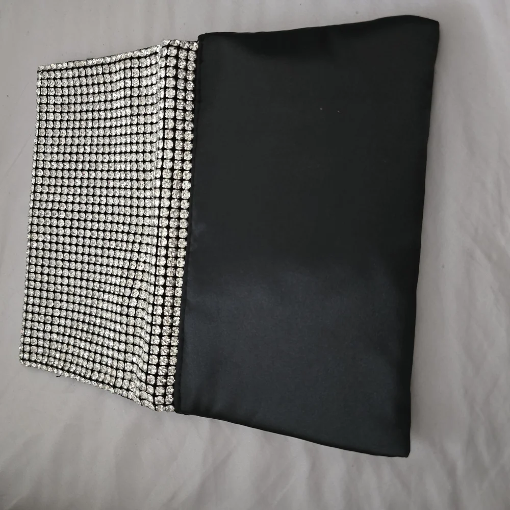 Sparkling Rhinestone Clutch - Picture 2 of 7